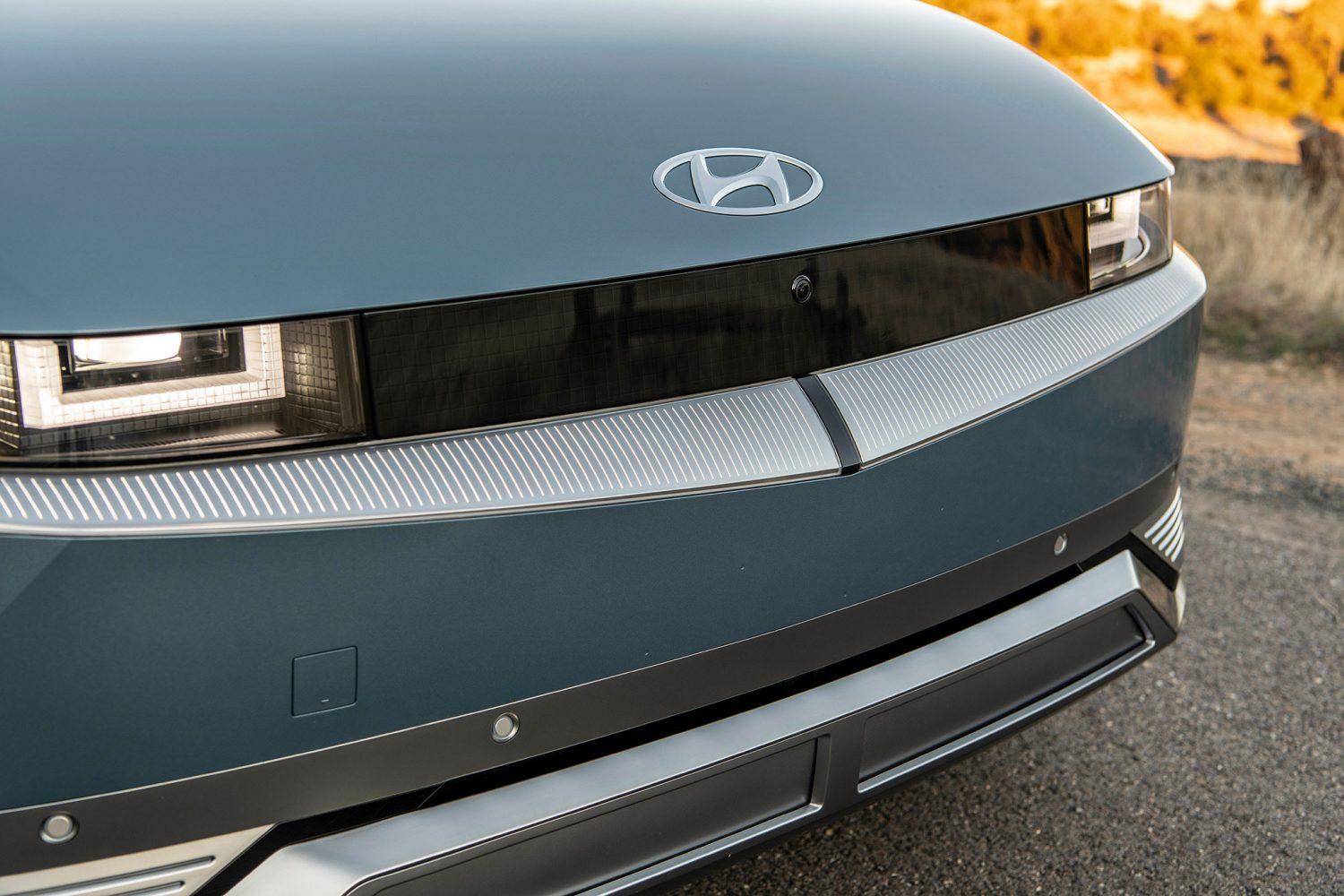 Xe điện Hyundai IONIQ 5 ra mắt Việt Nam: pin 72,6 kWh, phạm vi 450 km, 217 mã lực